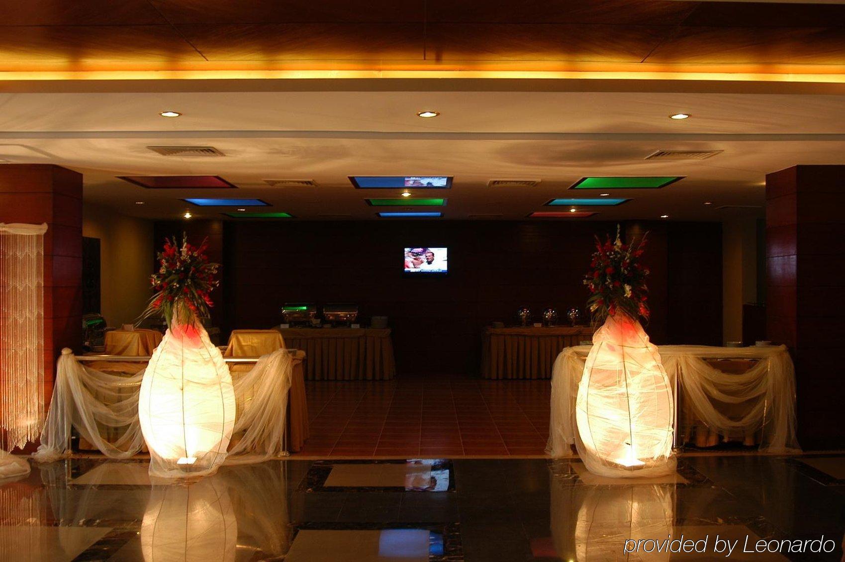 Hotel One Sialkot Intérieur photo